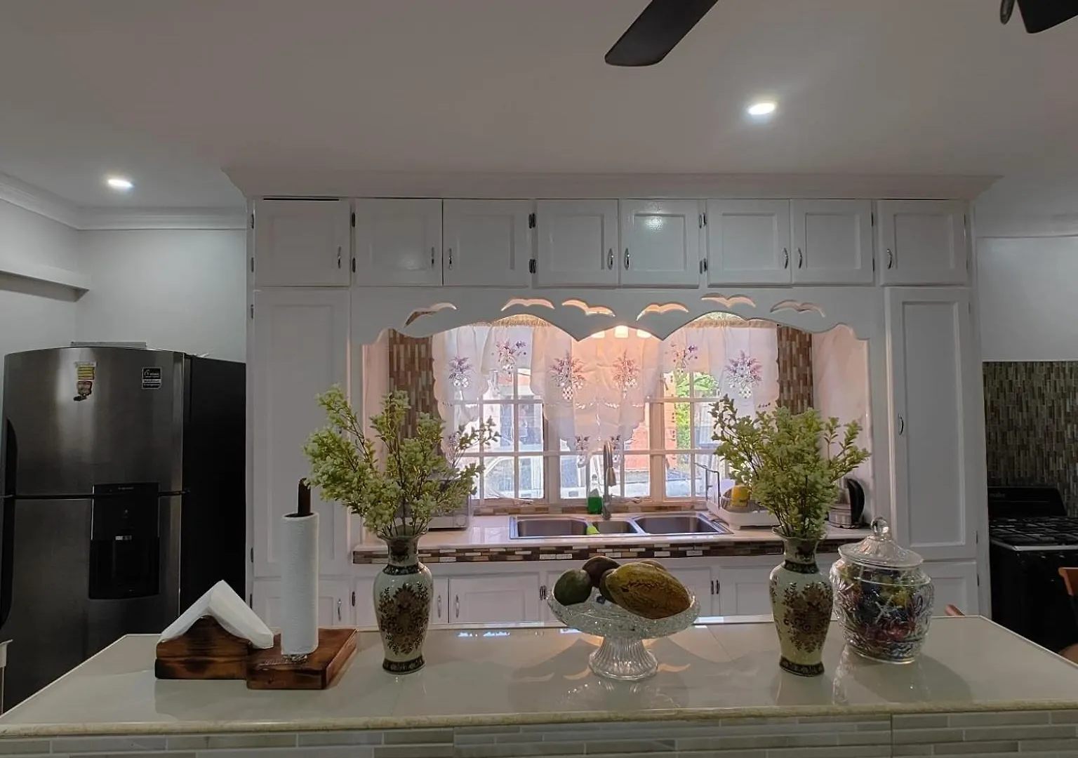 Furnished 2-Bedroom Flat for Rent Diego Martin 0*,  Trinidad And Tobago